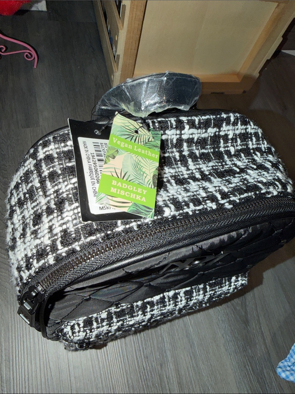 NWT Badgley Mischka Black and White Tweed Quilted Mini Backpack - Picture 2 of 4